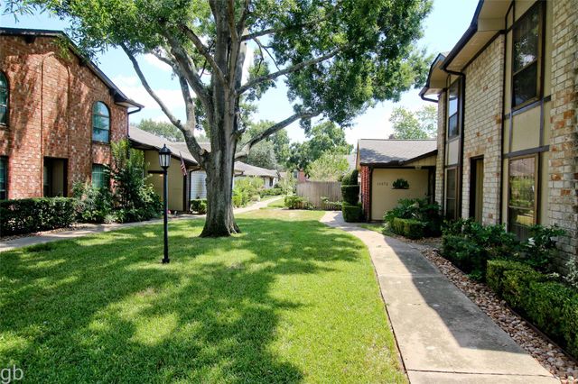 11568 S Kirkwood Road, Houston, TX 77477