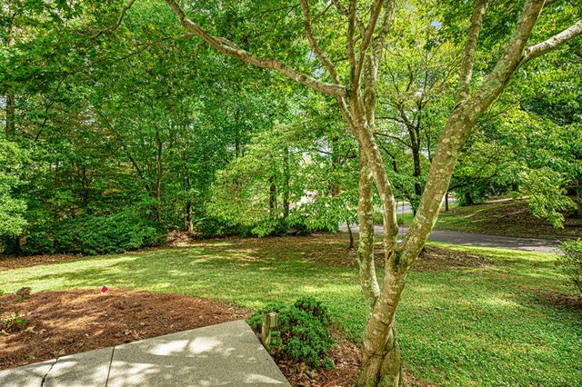 2000 Sourwood Drive, Dalton, GA 30720