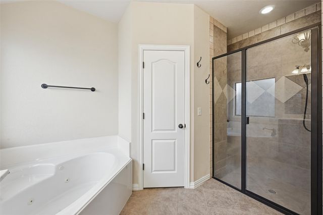 12361 Park Ridge Trail, Fort Worth, TX 76179