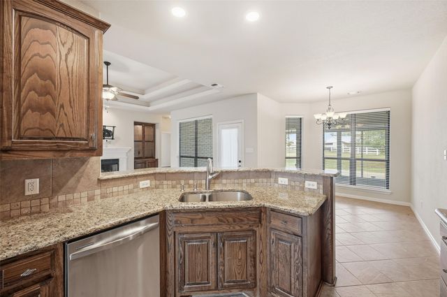 12361 Park Ridge Trail, Fort Worth, TX 76179