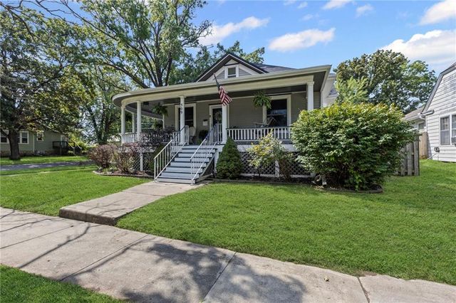 509 E Peoria Street, Paola, KS 66071