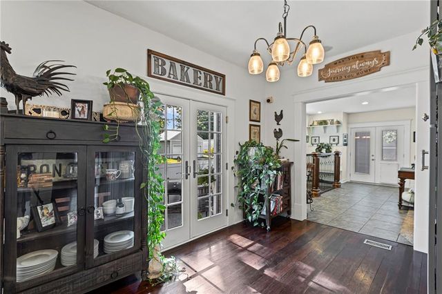 509 E Peoria Street, Paola, KS 66071