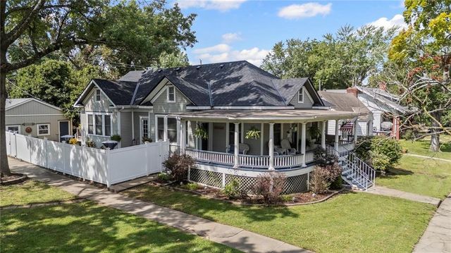 509 E Peoria Street, Paola, KS 66071