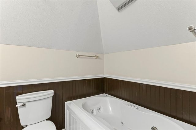 509 E Peoria Street, Paola, KS 66071