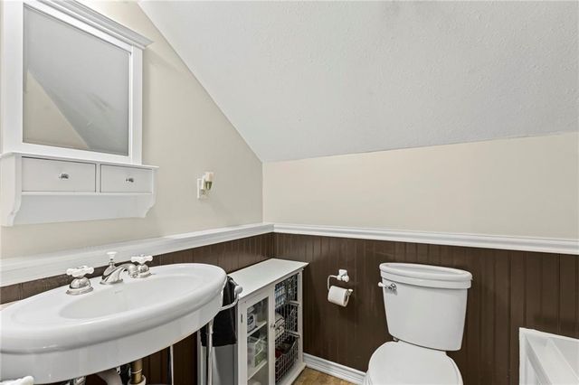 509 E Peoria Street, Paola, KS 66071