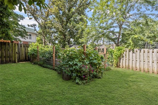 509 E Peoria Street, Paola, KS 66071