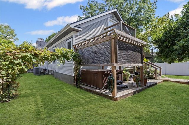 509 E Peoria Street, Paola, KS 66071