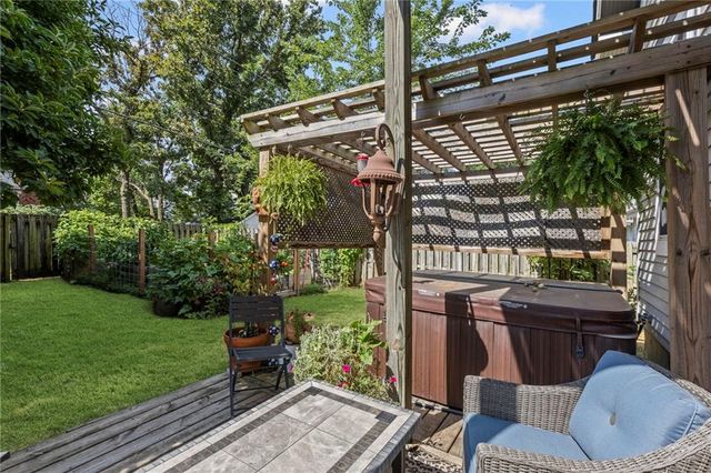 509 E Peoria Street, Paola, KS 66071