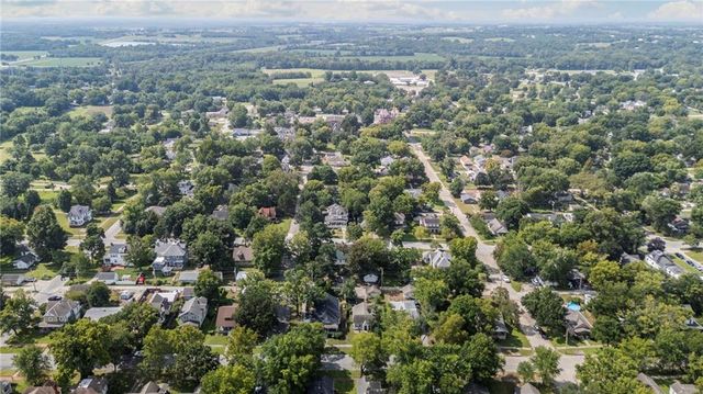 509 E Peoria Street, Paola, KS 66071