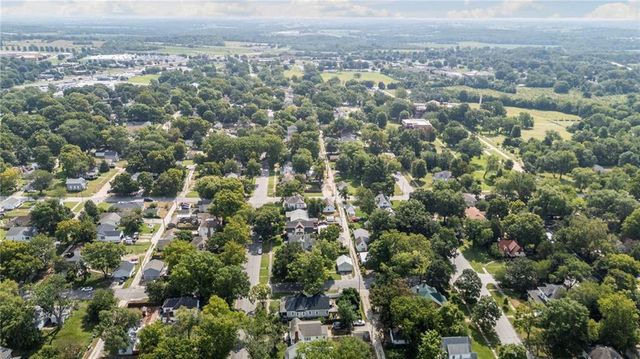 509 E Peoria Street, Paola, KS 66071