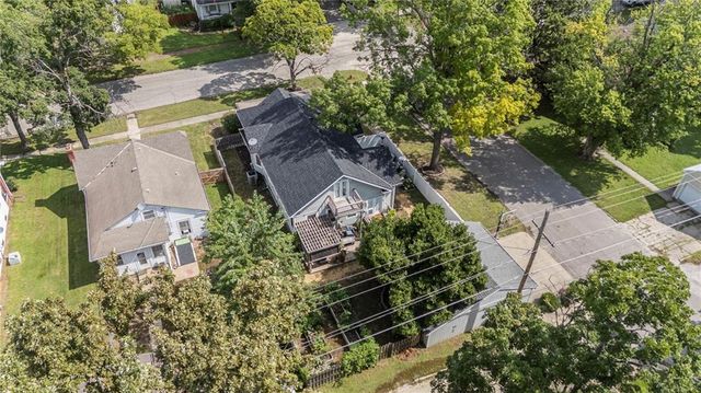 509 E Peoria Street, Paola, KS 66071