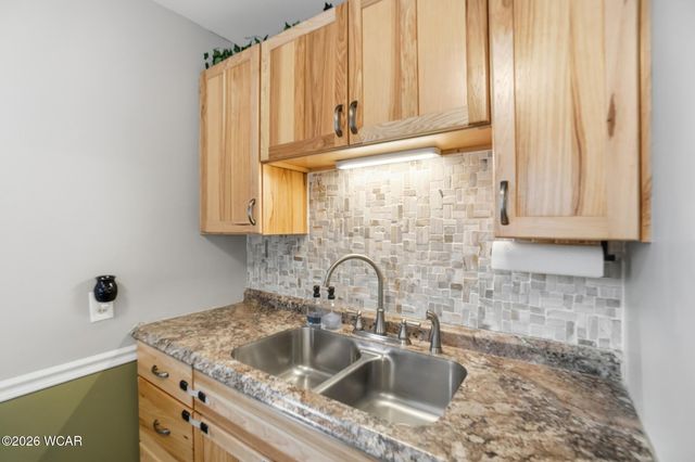 275 N Dale Drive, Lima, OH 45805