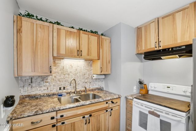 275 N Dale Drive, Lima, OH 45805