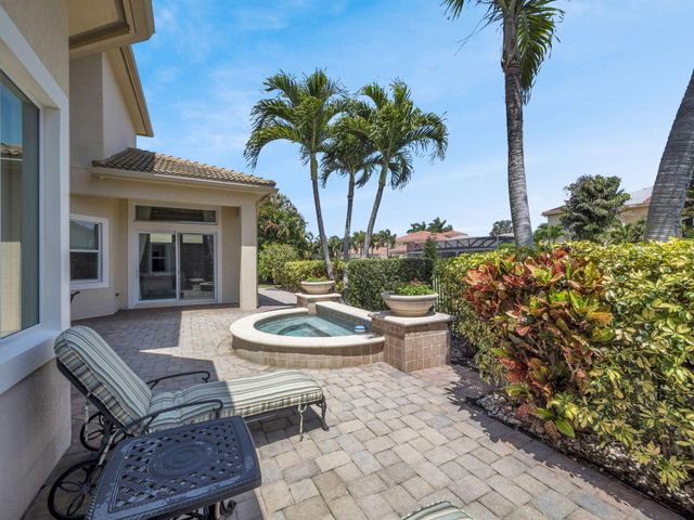 17384 Vistancia Circle, Boca Raton, FL 33496