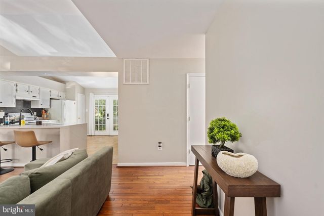142 WOODLAND DR, Stafford, VA 22556