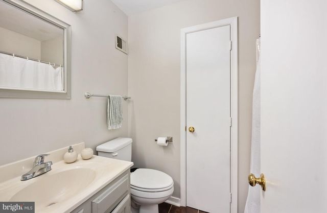 142 WOODLAND DR, Stafford, VA 22556