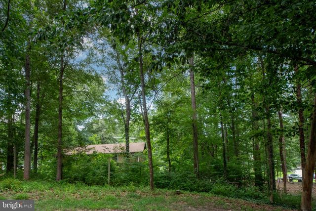 142 WOODLAND DR, Stafford, VA 22556