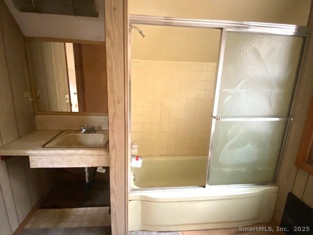 270 Manor Road, Southbury, CT 06488