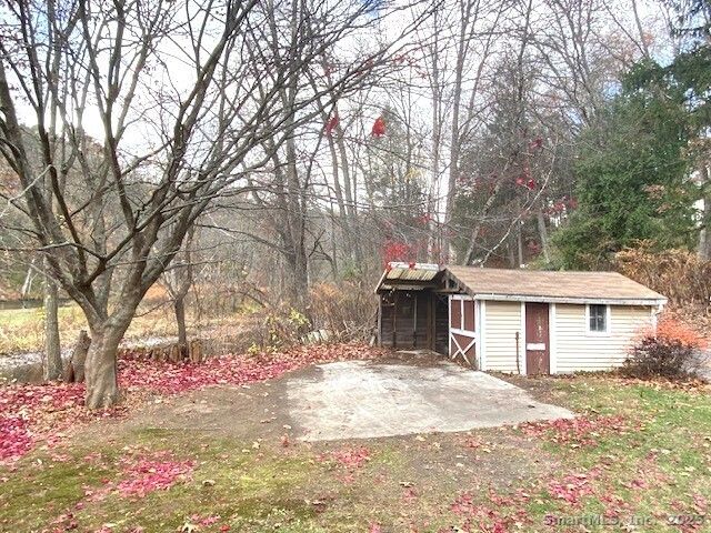 270 Manor Road, Southbury, CT 06488