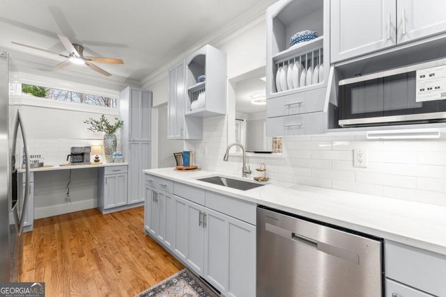 3852 CLUBHOUSE Drive, Gainesville, GA 30501