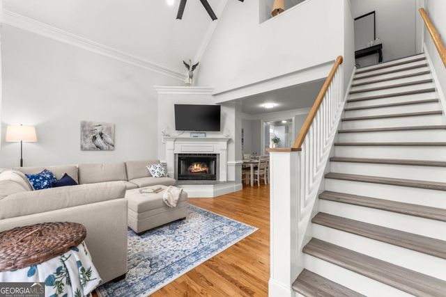 3852 CLUBHOUSE Drive, Gainesville, GA 30501