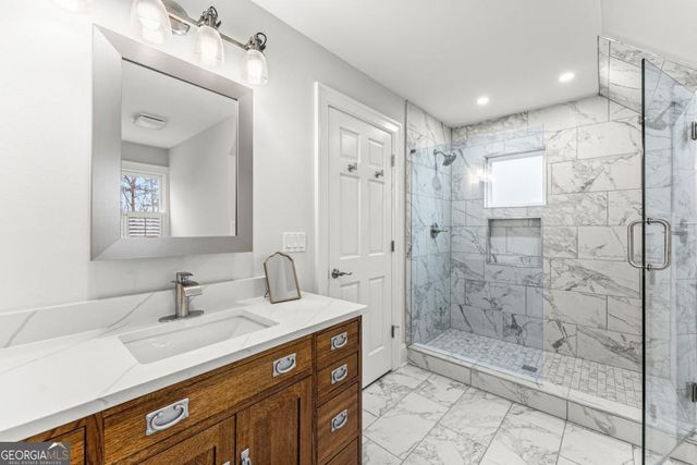 3852 CLUBHOUSE Drive, Gainesville, GA 30501