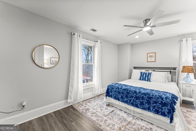 3852 CLUBHOUSE Drive, Gainesville, GA 30501