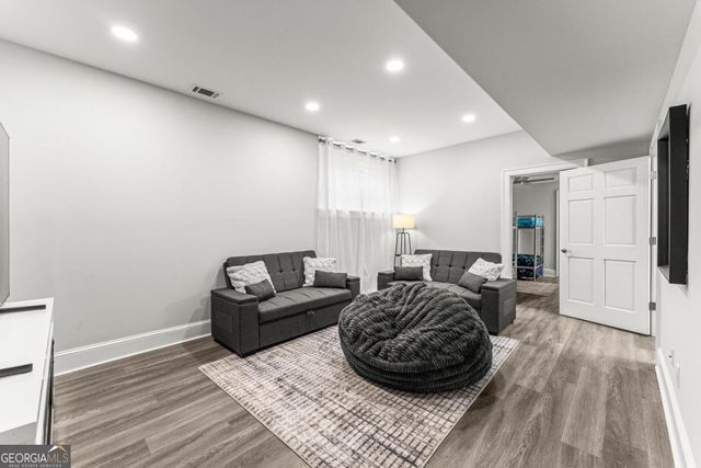 3852 CLUBHOUSE Drive, Gainesville, GA 30501