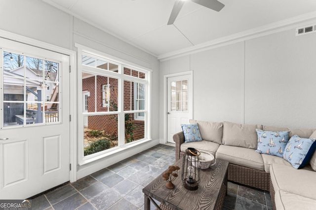 3852 CLUBHOUSE Drive, Gainesville, GA 30501