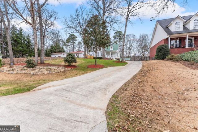 3852 CLUBHOUSE Drive, Gainesville, GA 30501
