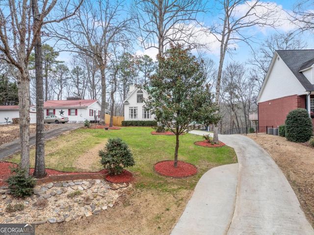 3852 CLUBHOUSE Drive, Gainesville, GA 30501