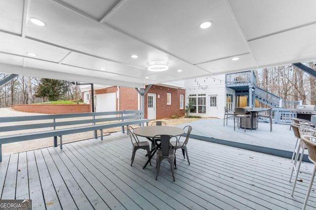 3852 CLUBHOUSE Drive, Gainesville, GA 30501