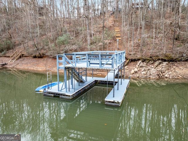 3852 CLUBHOUSE Drive, Gainesville, GA 30501