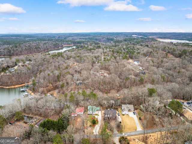3852 CLUBHOUSE Drive, Gainesville, GA 30501
