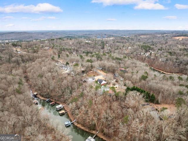 3852 CLUBHOUSE Drive, Gainesville, GA 30501