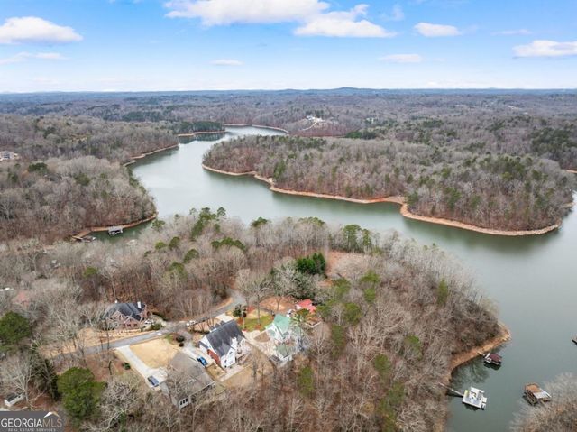 3852 CLUBHOUSE Drive, Gainesville, GA 30501