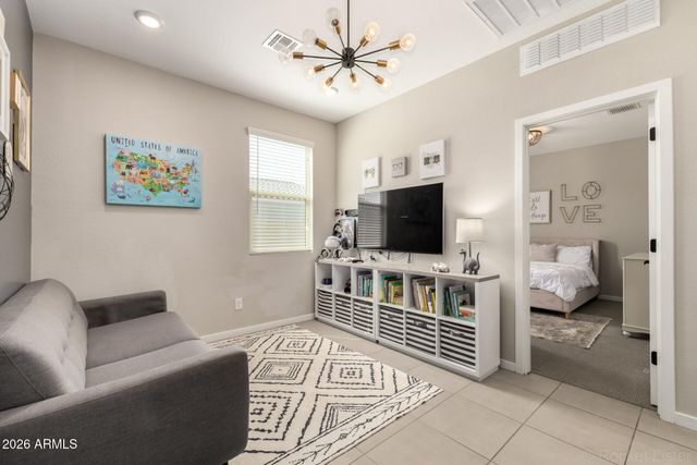 37366 N AZTECA Road, San Tan Valley, AZ 85140