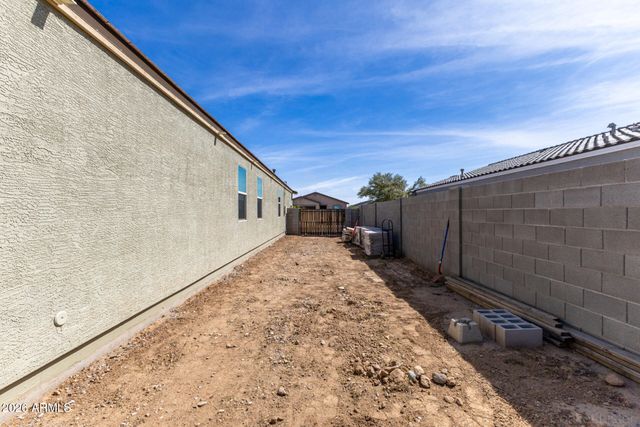 37366 N AZTECA Road, San Tan Valley, AZ 85140