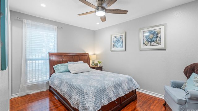 27511 Fels Mauer Blvd, New Braunfels, TX 78132