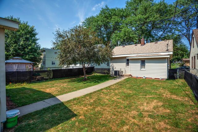 1992 Clear Avenue, Saint Paul, MN 55119