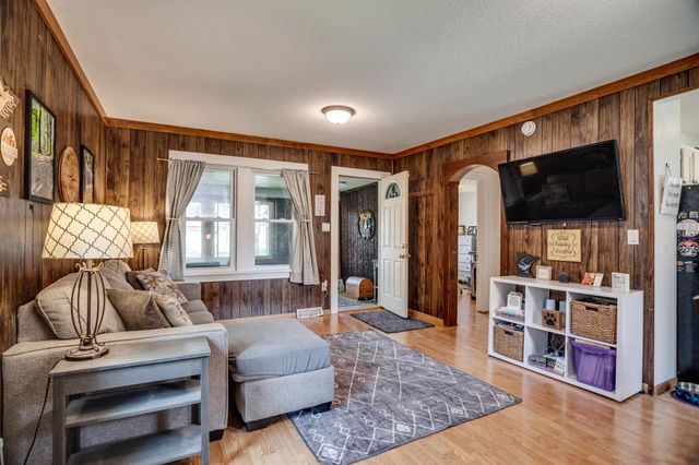 1992 Clear Avenue, Saint Paul, MN 55119