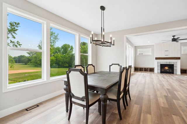4986 Dodd Road, Eagan, MN 55123