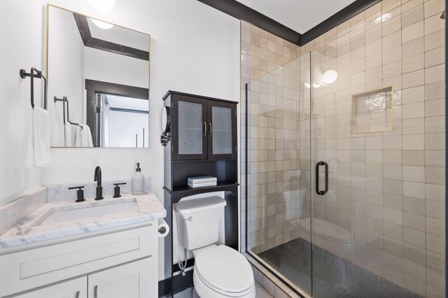 1832 Madison Street, Chattanooga, TN 37408