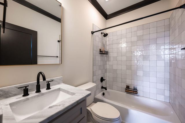 1832 Madison Street, Chattanooga, TN 37408