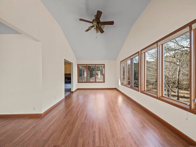 70 Estremedura Drive, Hot Springs Village, AR 71909