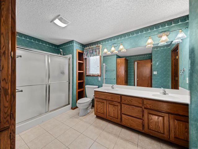 70 Estremedura Drive, Hot Springs Village, AR 71909