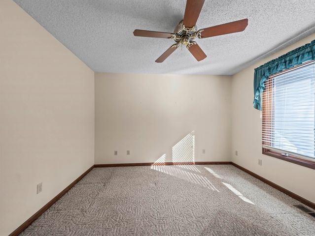 70 Estremedura Drive, Hot Springs Village, AR 71909