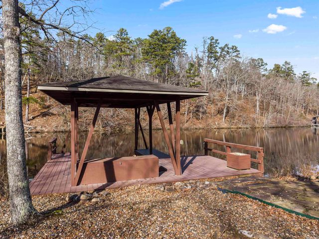 70 Estremedura Drive, Hot Springs Village, AR 71909