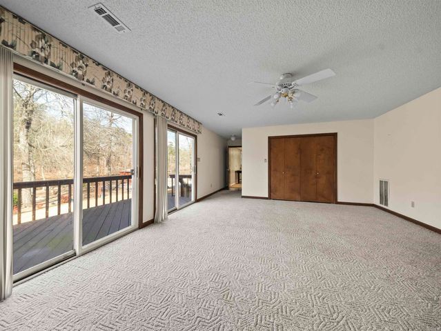 70 Estremedura Drive, Hot Springs Village, AR 71909