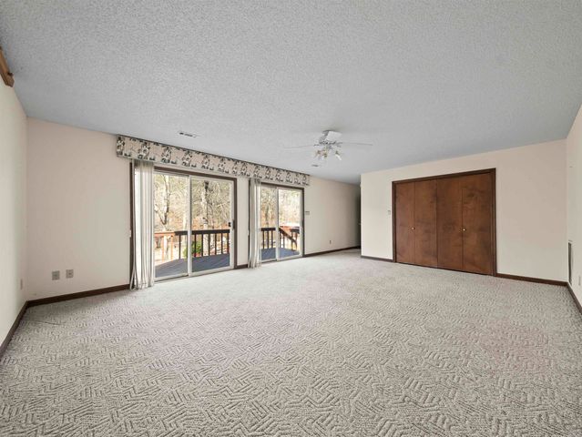 70 Estremedura Drive, Hot Springs Village, AR 71909